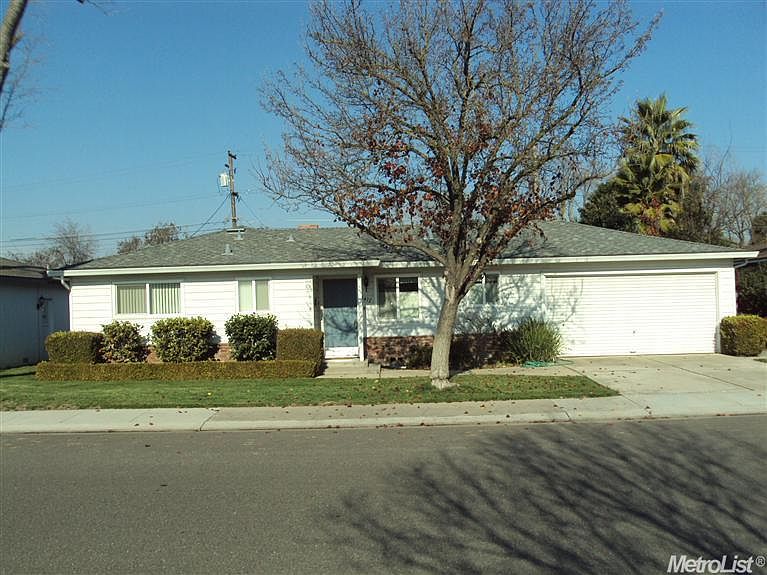 1st image of 1417 Ashwood Dr