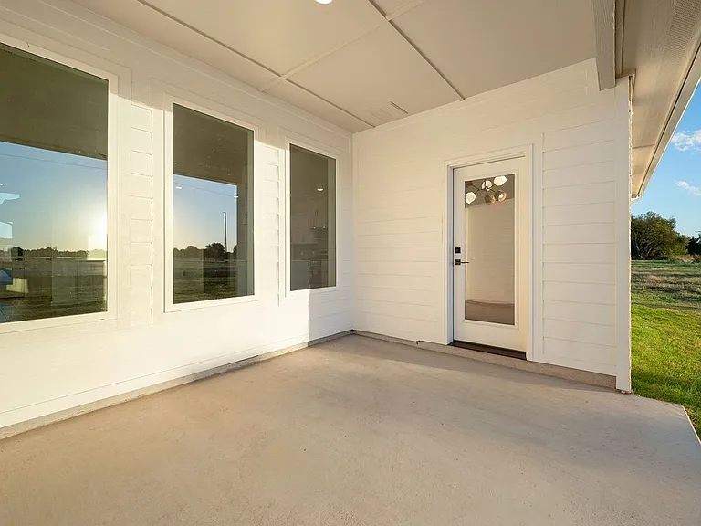 5017 Misty Wood Ln — Photo 40