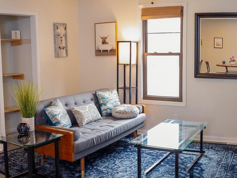 1st image of 114 East Lloyd STREET #118