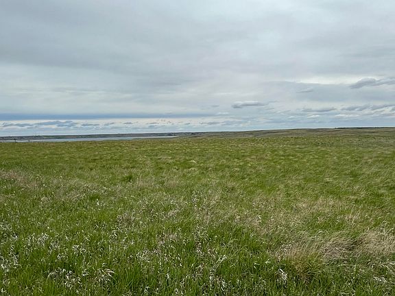 2nd image of 20470 Prairie Wind Pl