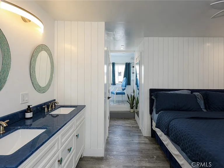 2214 W Oceanfront #B — Photo 14