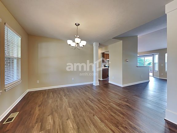 3rd image of 5624 Longbow Dr