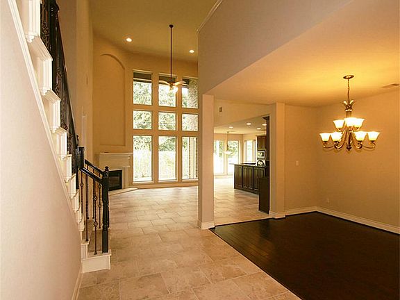 5th image of 146 Deerfield Meadow Dr