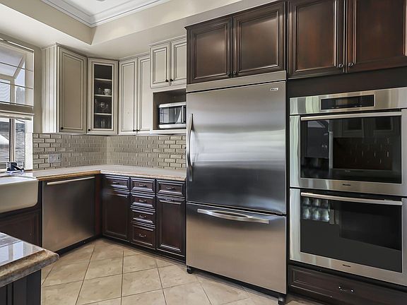 2nd image of 10373 Almayo Ave APT 303