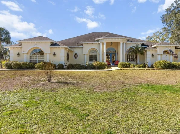 682 N Afterglow Cir, Crystal River, FL 34429