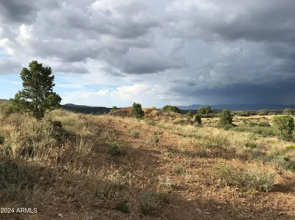 17369 S Rocky Boy Way #69, Peeples Valley, AZ 86332