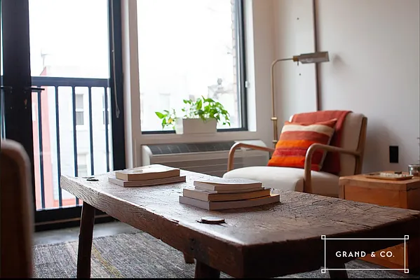 Rented by Grand & Co. | media 23