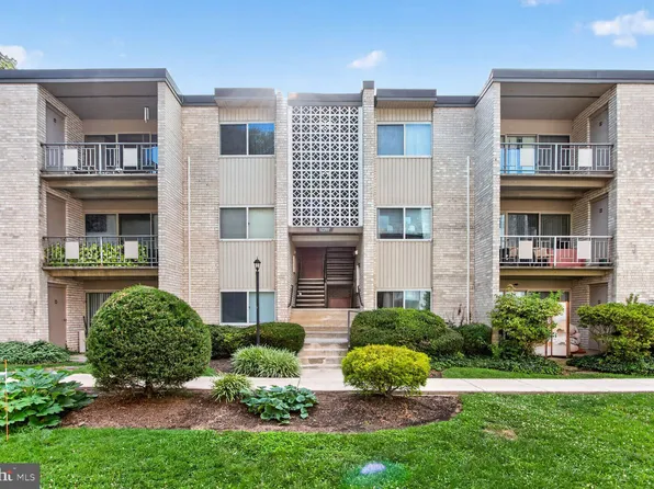 12207 Braxfield Ct #56, Rockville, MD 20852