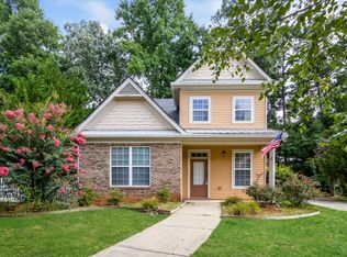 104 Holcomb Manor Ct, Ball Ground, GA 30107