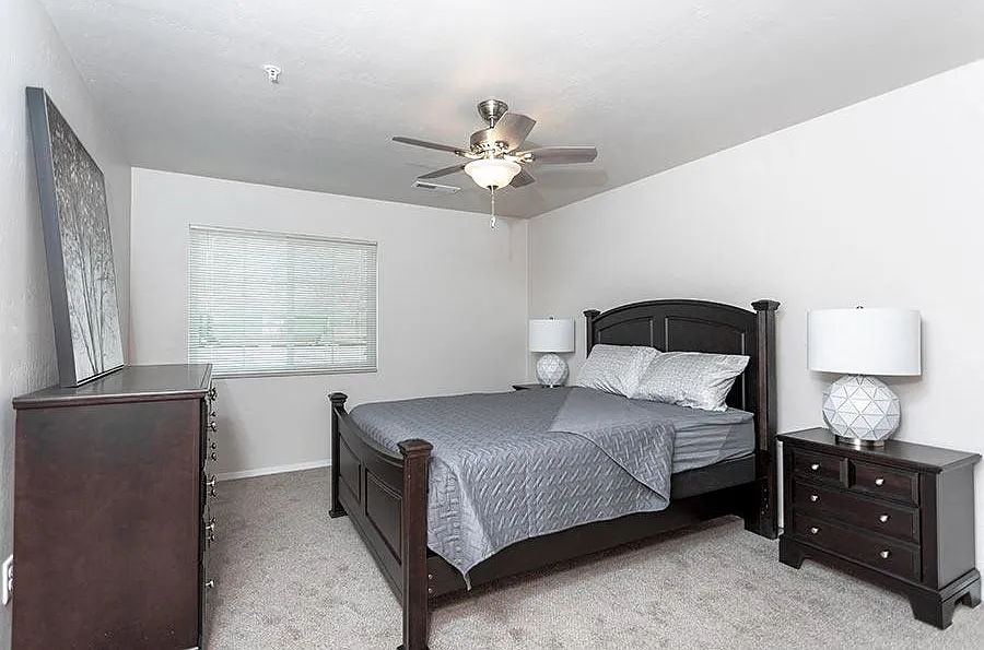THE CORNERSTONE APARTMENT HOMES — Photo 4