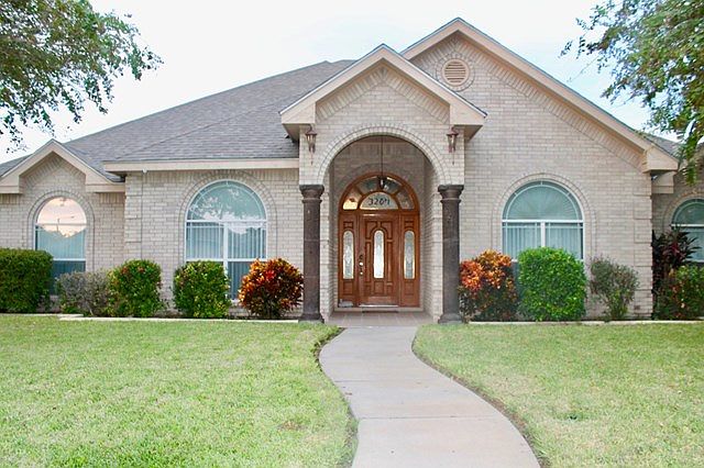 1st image of 3204 Wisteria Ave