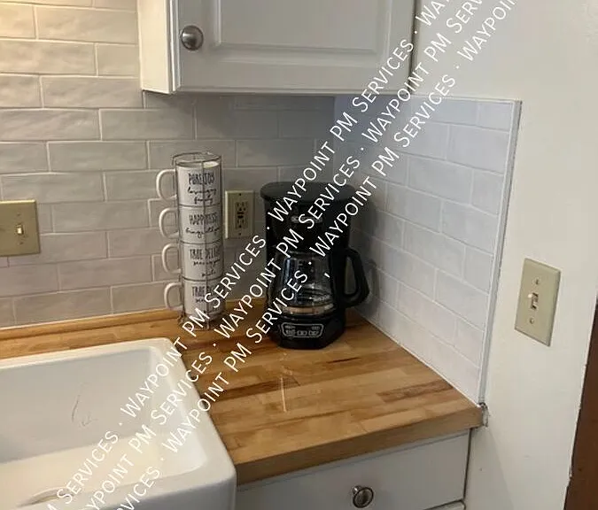 2107 University Ave #1 — Photo 9