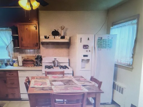 201 Hussa Street, Linden, NJ 07036