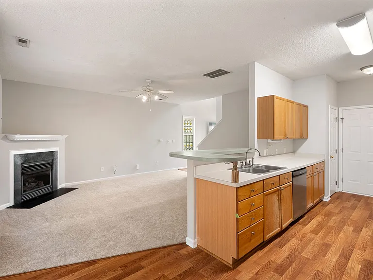 5412 Grand Traverse Dr — Photo 9