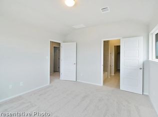 202 Insider Loop, Elgin, TX 78621