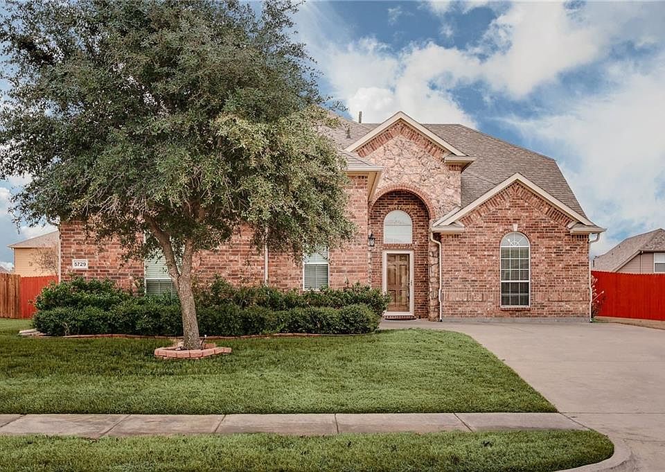 1st image of 5729 Tawakoni Dr