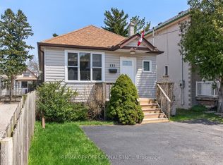 111 17th St, Toronto, ON M8V 3K5