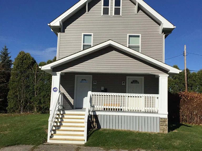 389 Valinda Pl #1 — Photo 2
