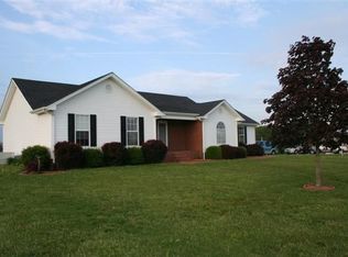 16 Victoria Dr, Cadiz, KY 42211