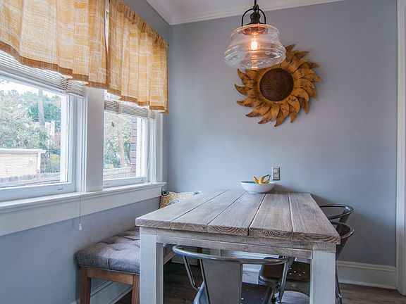 Breakfast Nook