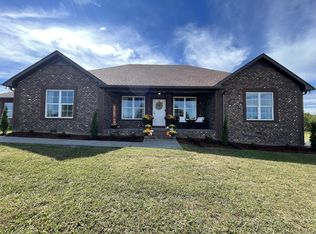 25 James Way, Lafayette, TN 37083