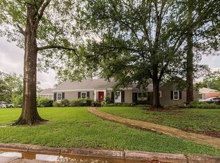 561 Longleaf Rd, Shreveport, LA 71106
