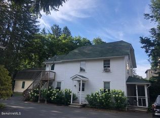 8 N Church St, Stockbridge, MA 01262