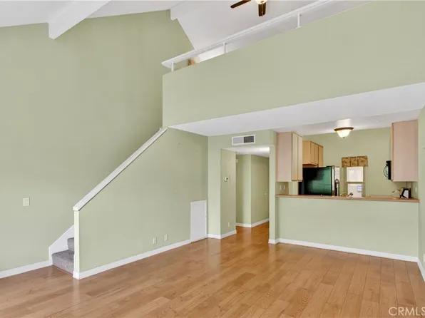 143 Orange Blossom #113, Irvine, CA 92618