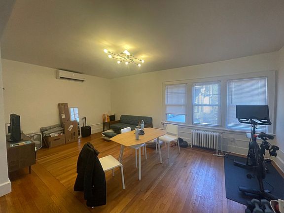 5th image of 420 Whitney Ave #422-7