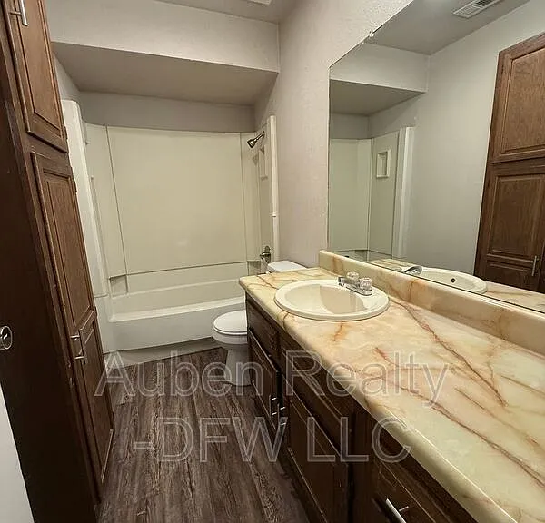 1413 Blackwell Dr — Photo 12