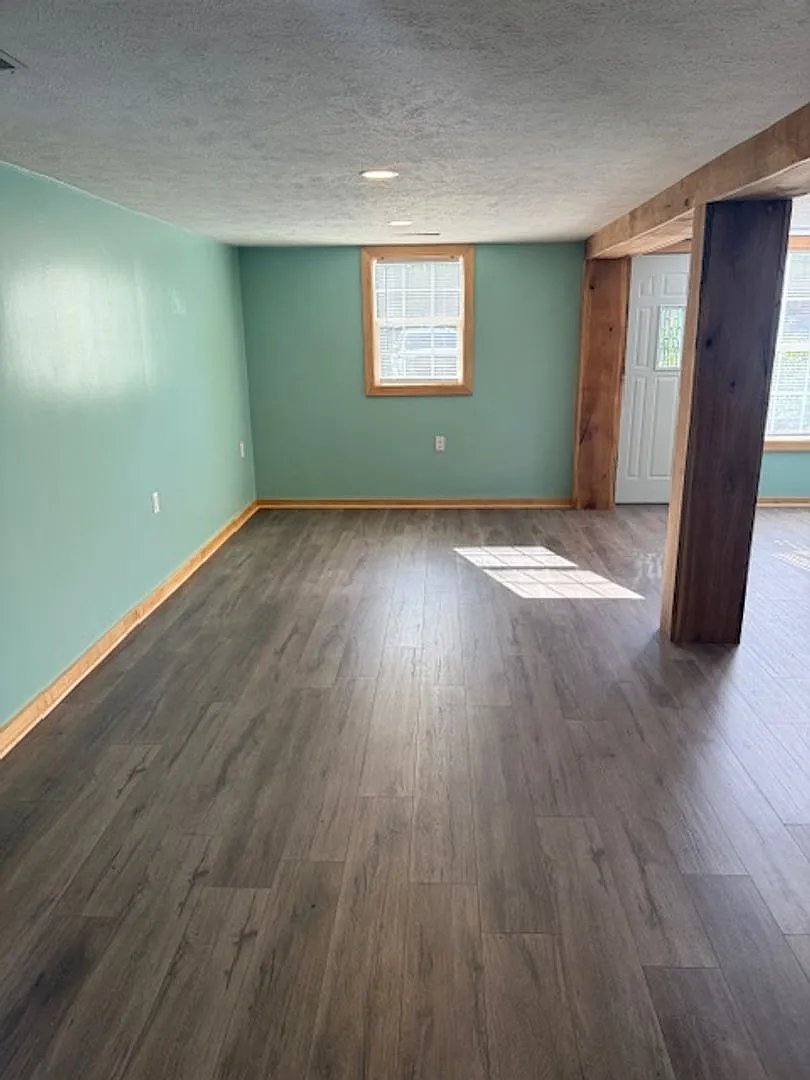 Recently Remodeled 3-BR Home in Osceola — Photo 4
