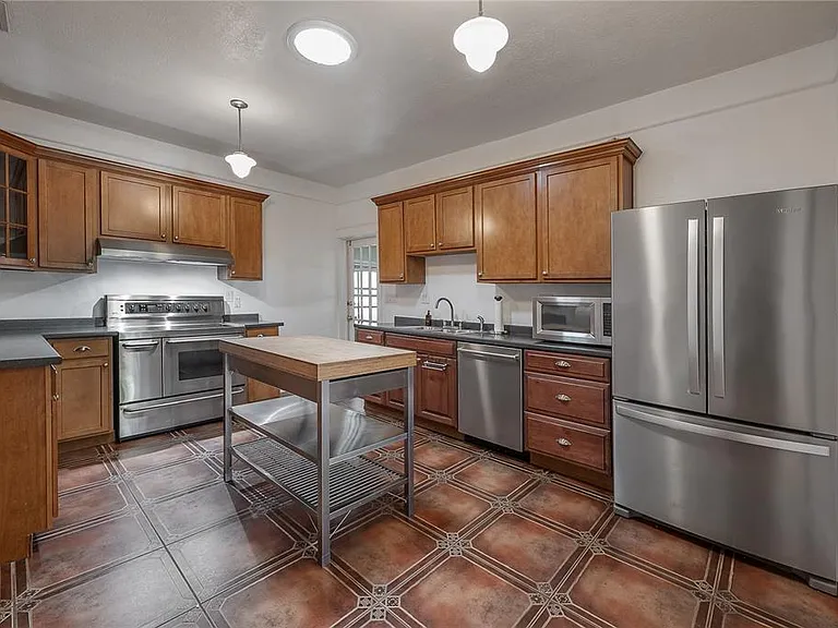 5207 N Suwanee Ave — Photo 18