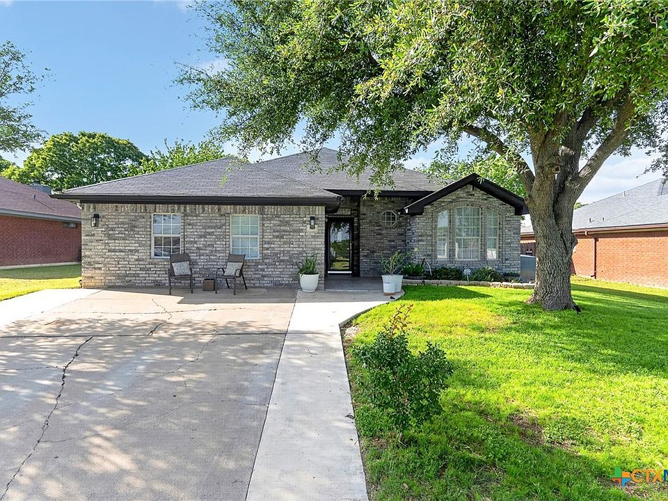 1st image of 3907 Split Oak Dr