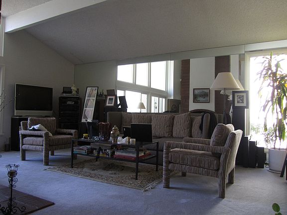 3rd image of 1653 S Berwick Pl