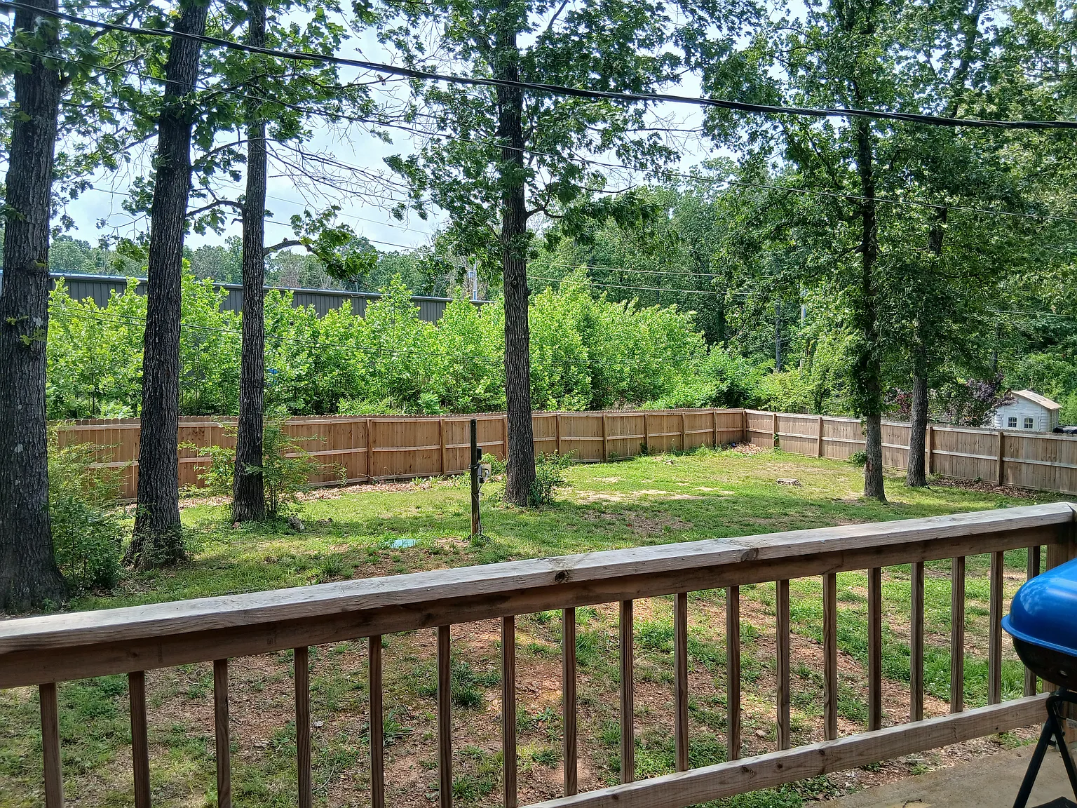 3 bed, 1.5 bath, 1402 sqft, $1,125 — Photo 2