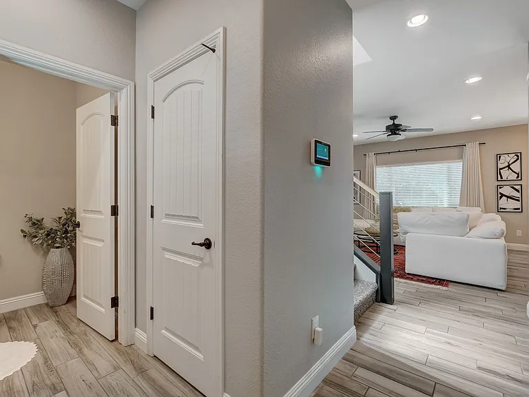 10233 Gibson Isle Dr — Photo 4