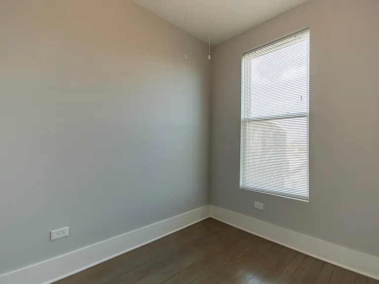2117 W 18th St #3F — Photo 8
