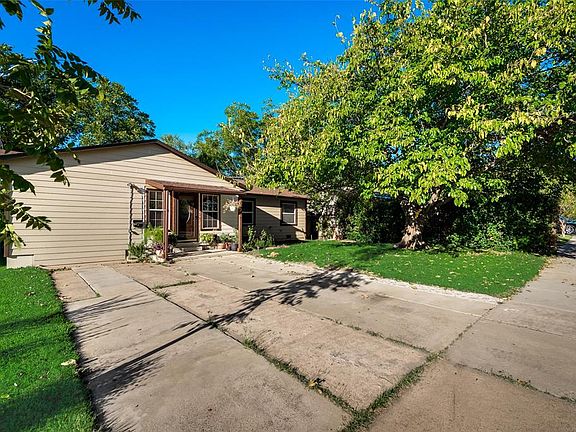 5th image of 2313 McClure St
