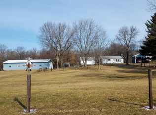 5870 Apollo Dr, Decatur, IL 62521