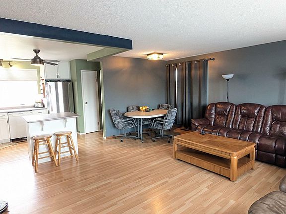 4th image of 5306 45th Ave