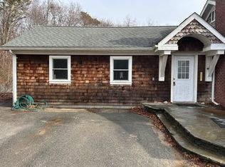 45 W Bartlett Rd, Middle Island, NY 11953