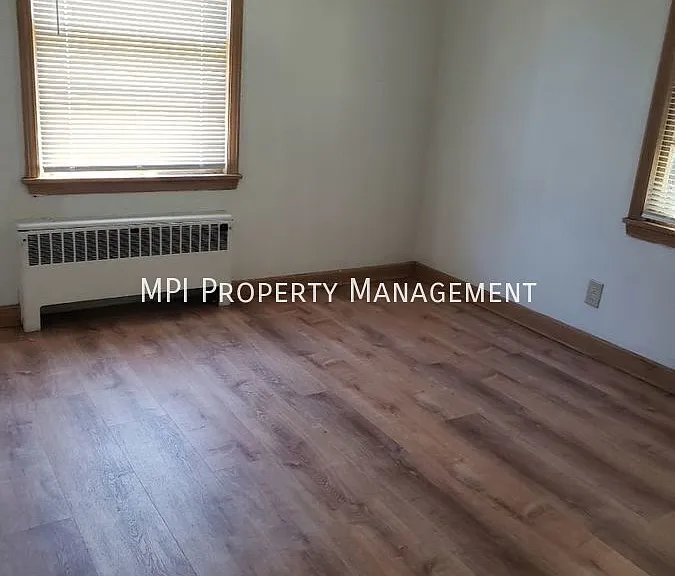 336 N 75th St #12 — Photo 6