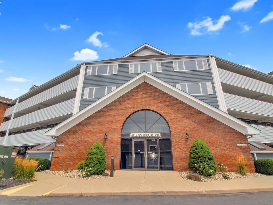 1st image of 1909 E Harbor Rd APT 407W