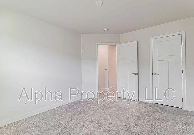 130 Eagle Wood Dr — Photo 19