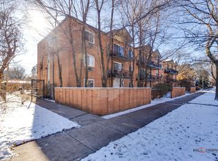 1545 W Chase Ave APT 103, Chicago, IL 60626