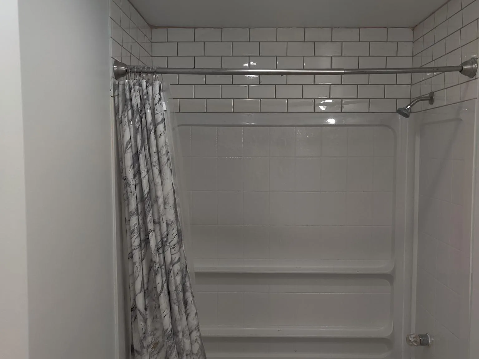 3 bed, 1100 sqft, $1,750 — Photo 4