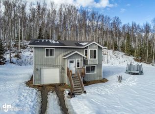 4400 Gold Leaf Cir, Wasilla, AK 99623