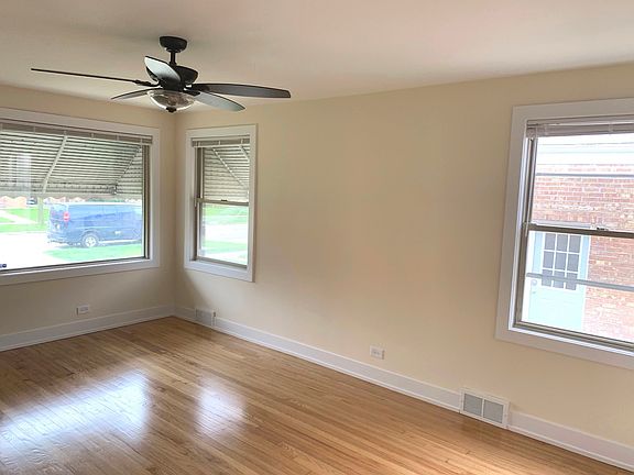 2nd image of 227 Linden Ave