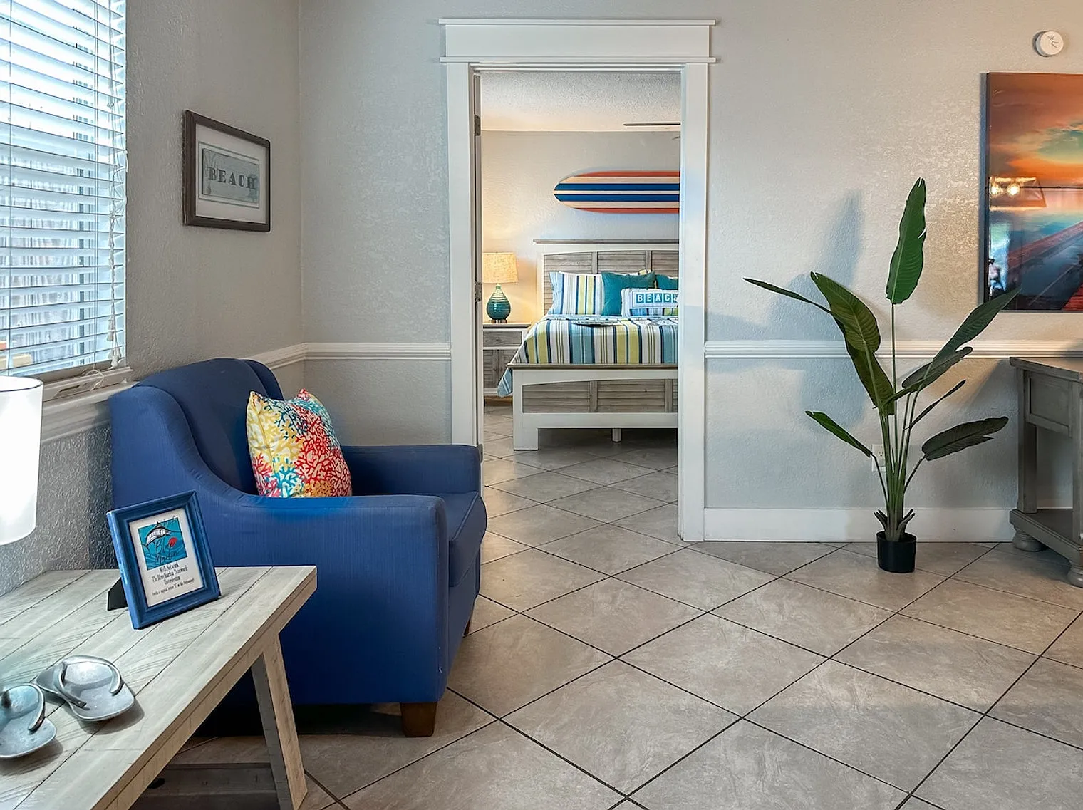 6 bed, 4.0 bath, 3110 sqft, $8,455 — Photo 4
