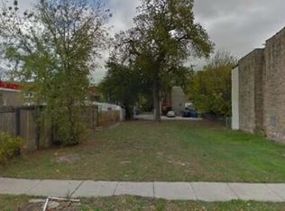 6709 S Eberhart Ave, Chicago, IL 60637